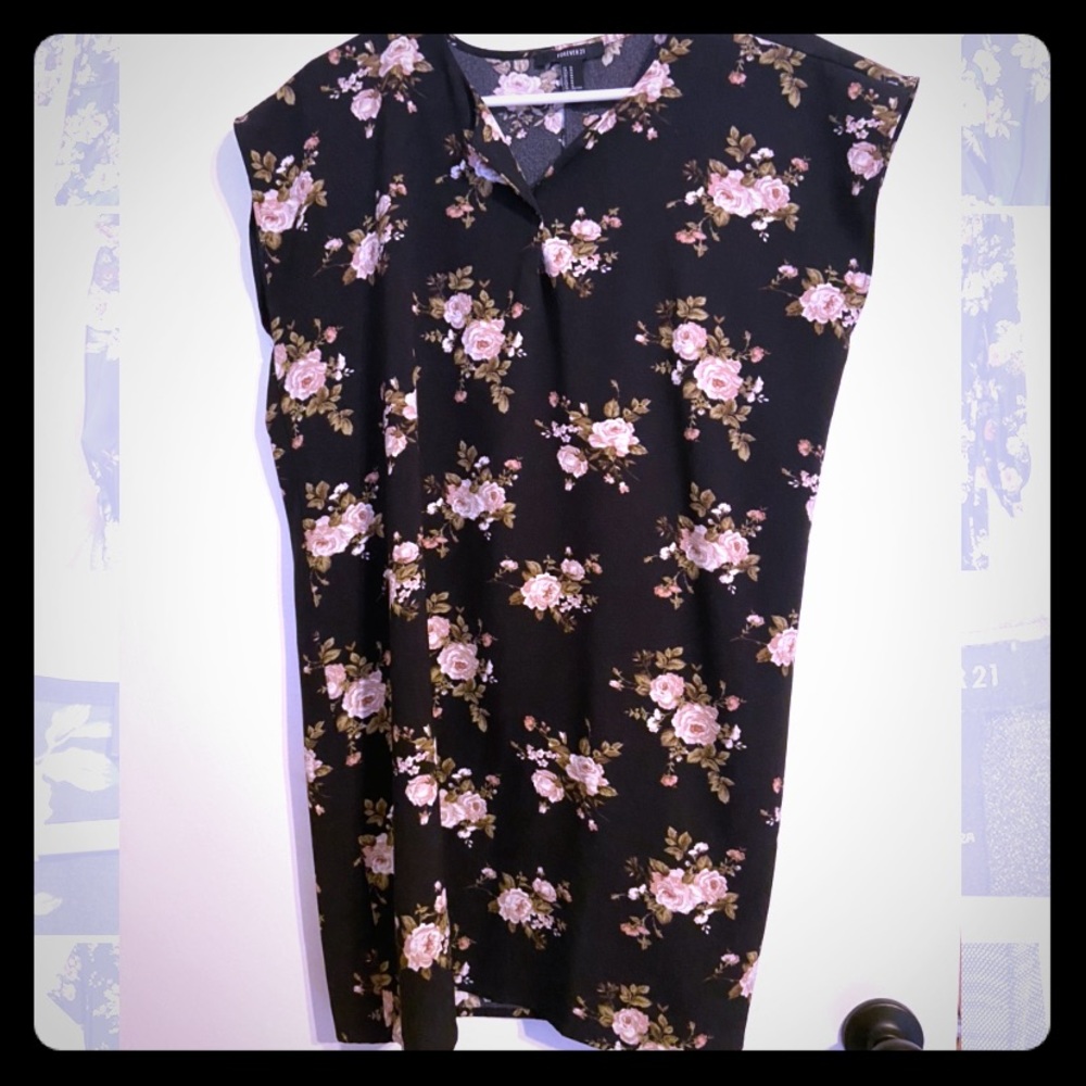 Forever 21 black floral shift dress